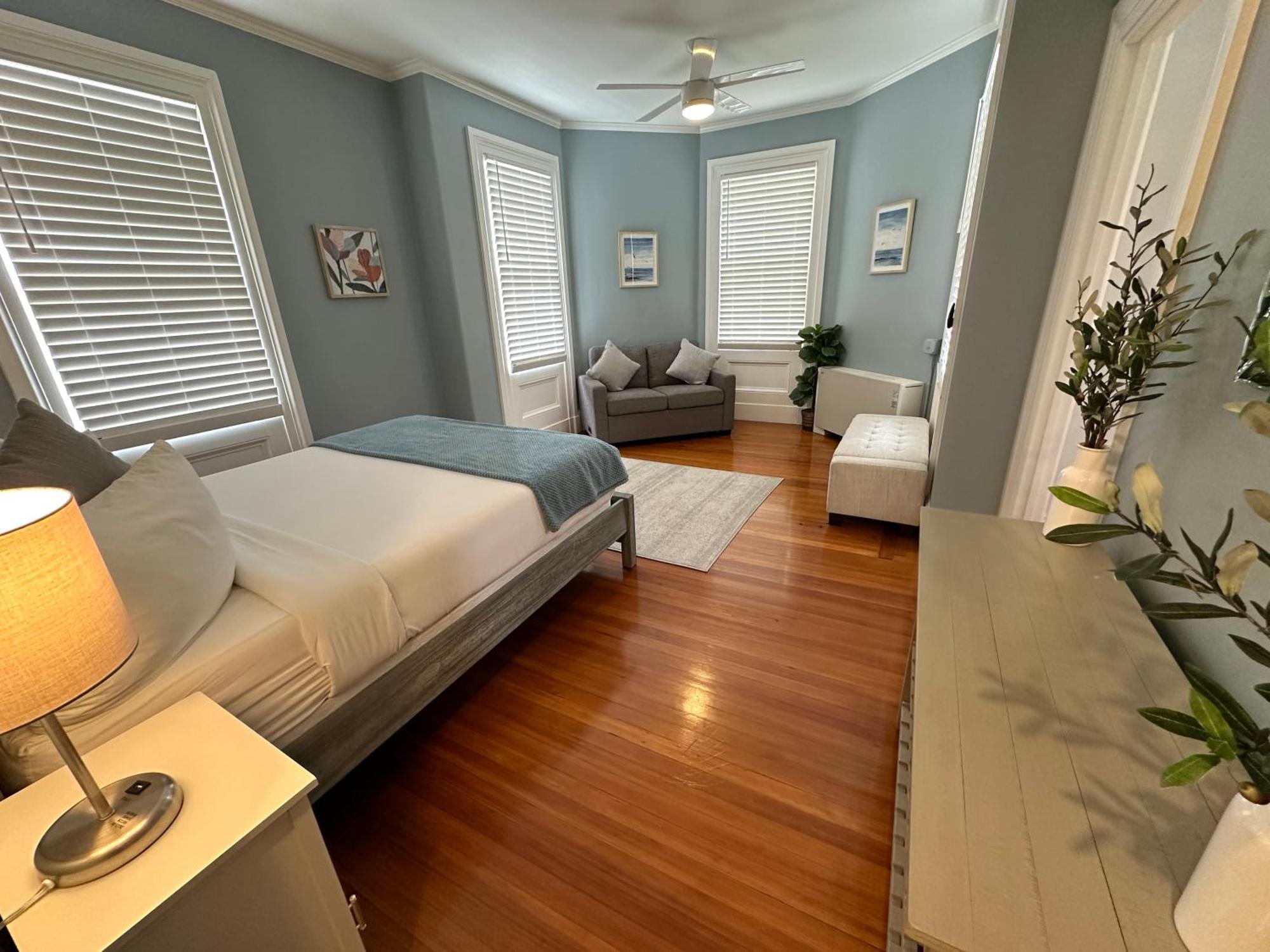 Entire Charming Victorian Home Downtown Torre di Newport Esterno foto